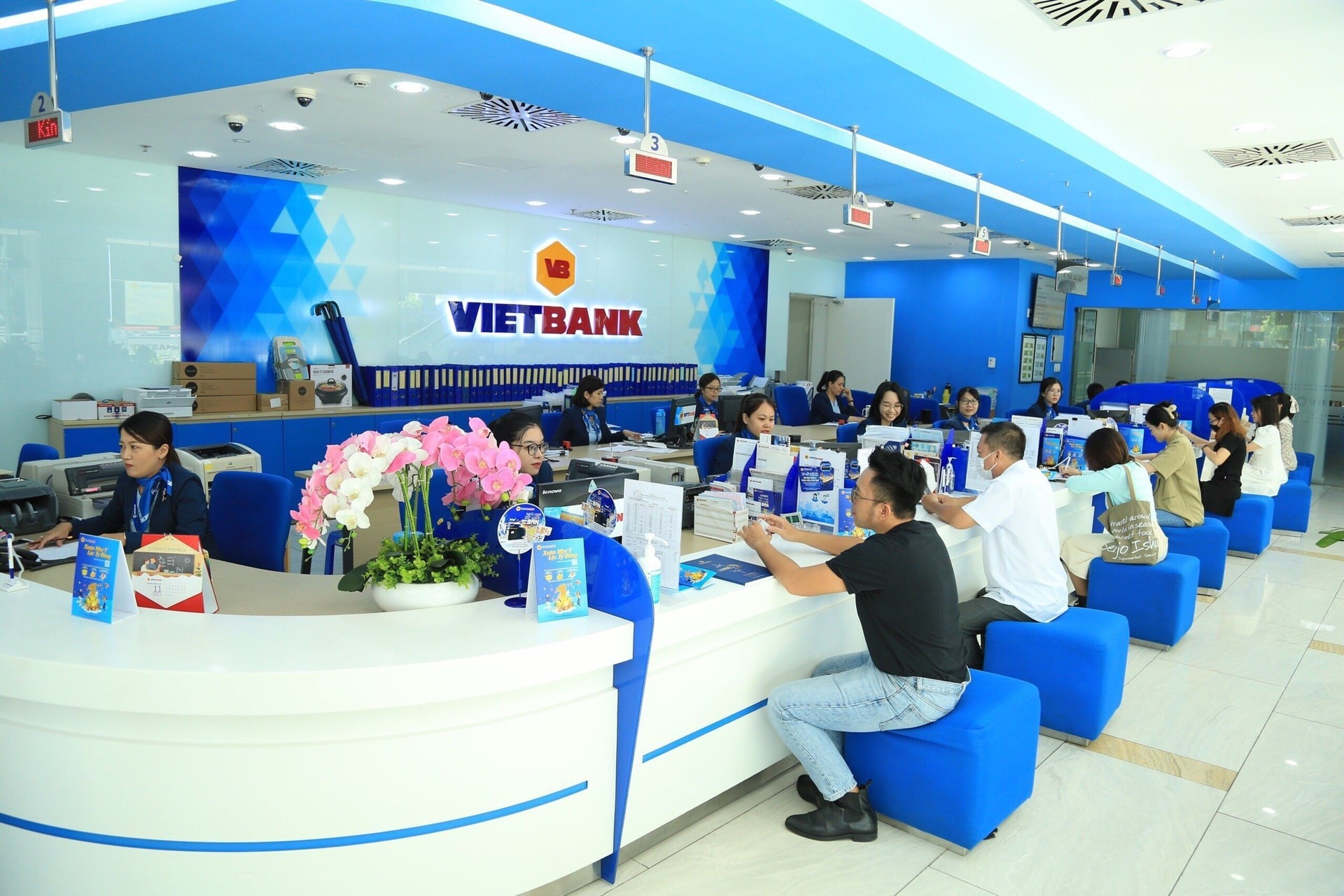 4882-20250904100909-1068ngan-hang-vietbank-1776051653.jpg