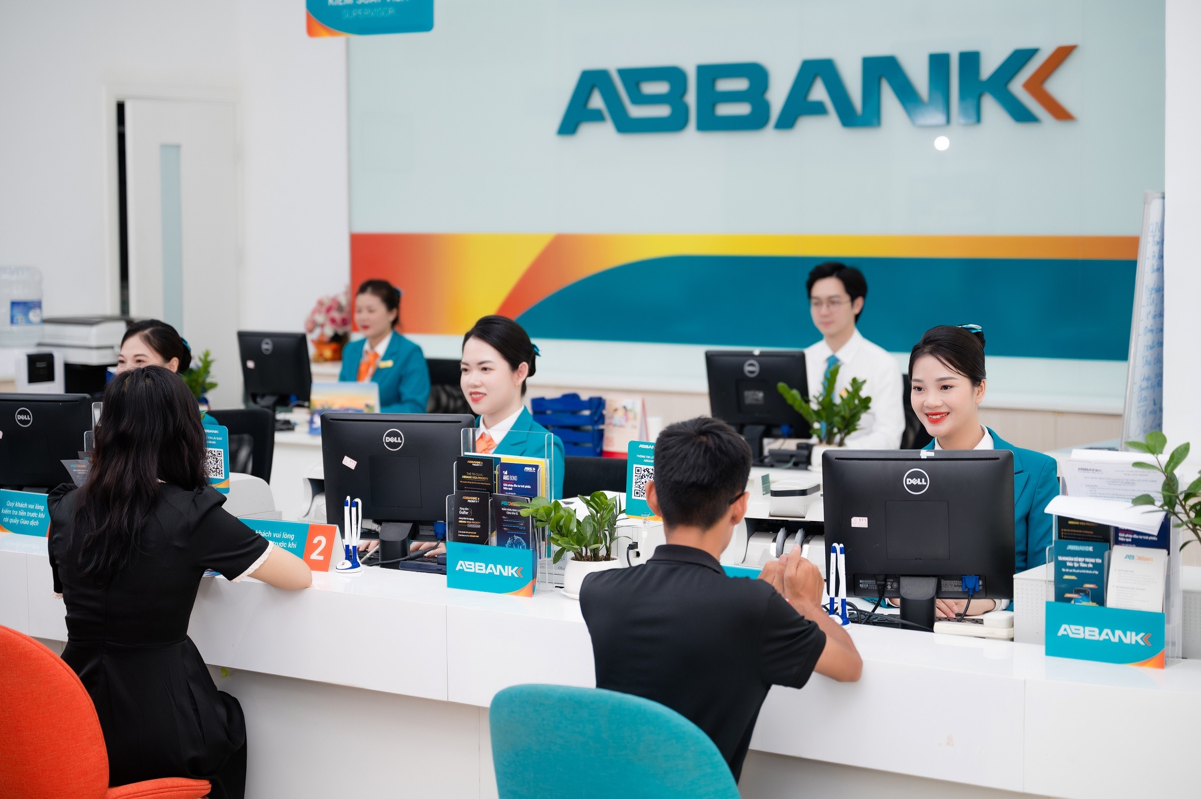 quy-2-2025-abbank-hoan-thanh-hon-90-ke-hoach-loi-nhuan-nam-01-6889f2eff181c-1776051655.jpg
